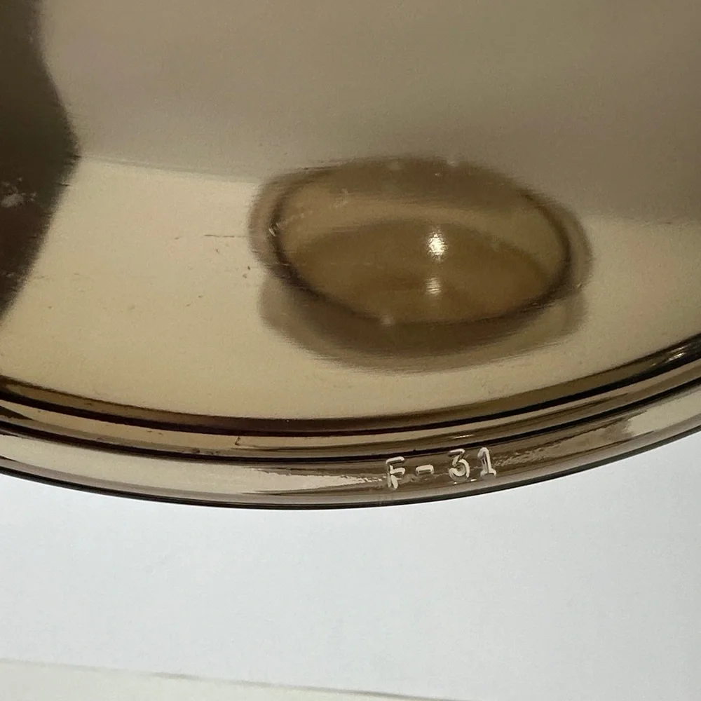 Vintage Pyrex Amber 2 Qt Covered Casserole Dish (024 / 624-C Lid)